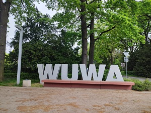 Wizyta na osiedlu WUWA. Odkrywanie wrocławskiego modernizmu